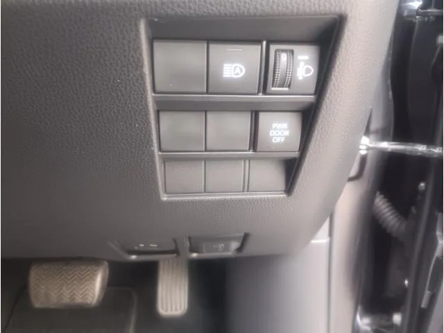 Toyota VOXY HYBRID S-G 2023 — миниатюра 3