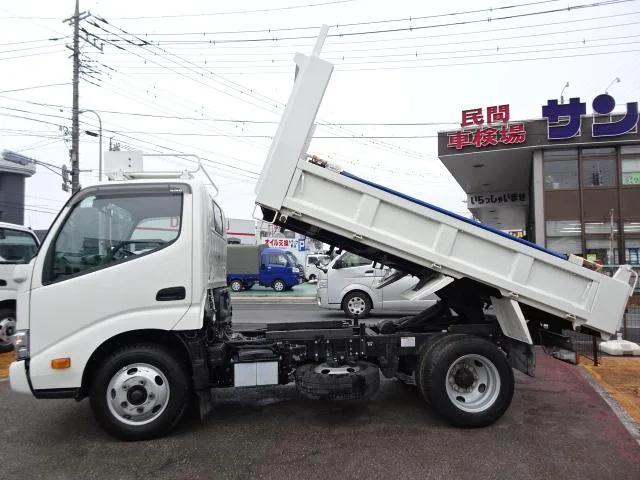 Hino DUTRO DUMP 2024 — миниатюра 3