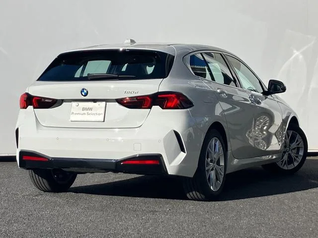 BMW 1 Series 120D 2025 — миниатюра 2