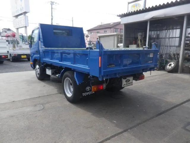 Hino DUTRO 2024 — миниатюра 2