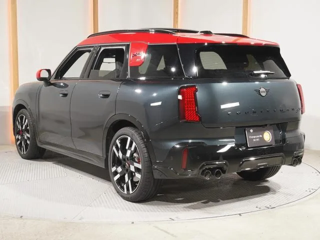 MINI MINI JOHN COOPER WORKS COUNTRYMAN ALL4 JOHN COOPER WORKS TRIM 2024 — миниатюра 3