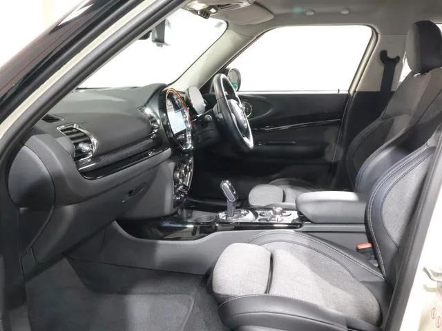 MINI MINI COOPER SD CLUBMAN CLASSIC TRIM 2022 — миниатюра 4