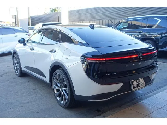 Toyota CROWN CROSSOVER G ADVANCED LEATHER PACKAGE 2023 — миниатюра 3