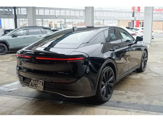 Toyota CROWN CROSSOVER Z 2025 — миниатюра 3