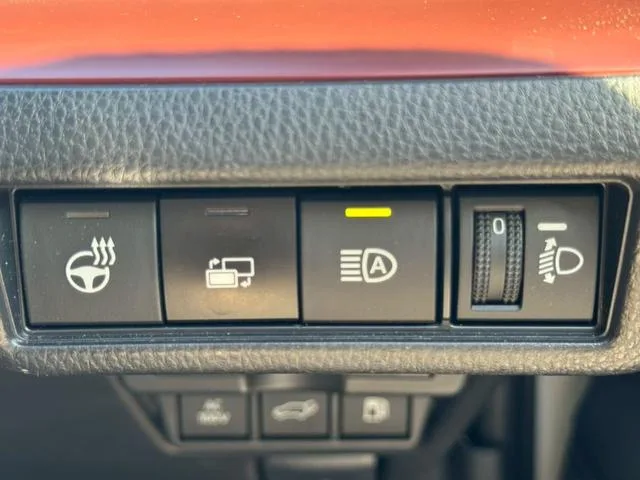 Toyota Prius Z 2023 — миниатюра 5