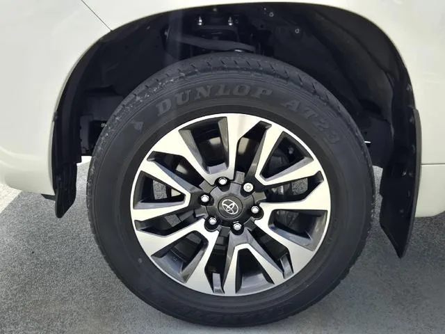 Toyota Land Cruiser Prado TX L PACKAGE 2022 — миниатюра 5