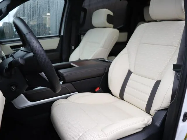 America Toyota TUNDRA CREWMAX 1794EDITION 2025 — миниатюра 5