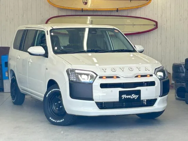 Toyota PROBOX HYBRID F 2026 — фото 1, купить с доставкой в Москву