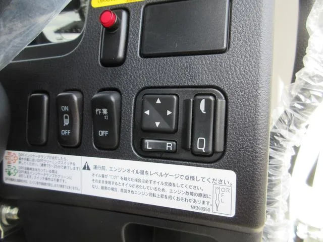 Mitsubishi Fuso FIGHTER 2025 — миниатюра 5