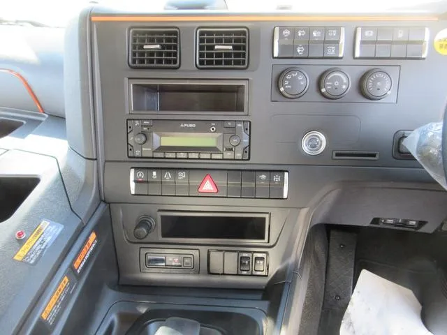 Mitsubishi Fuso SUPER GREAT 2026 — миниатюра 2