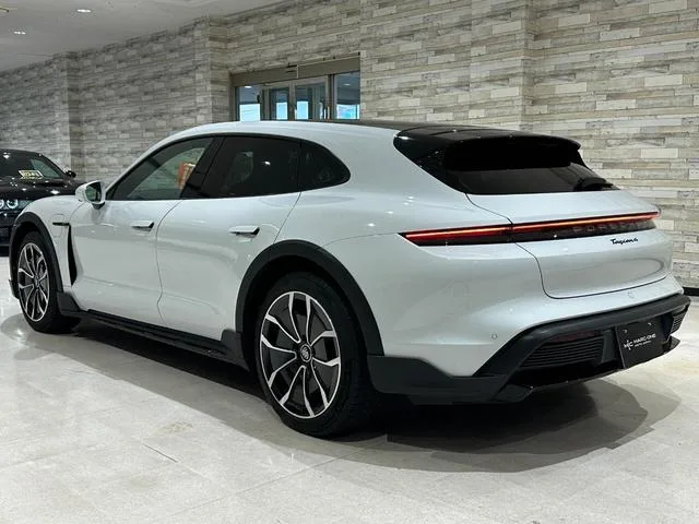Porsche TAYCAN CROSS TURISMO TAYCAN 4 CROSS TURISMO 2023 — миниатюра 4
