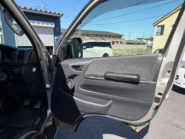 Toyota HIACE WAGON GRAND CABIN 2022 — миниатюра 5