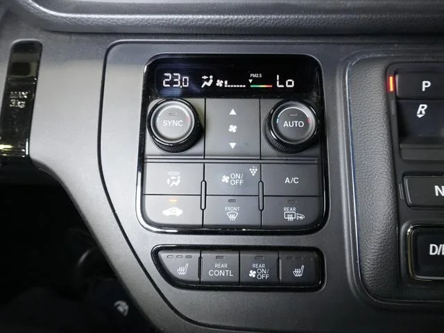 Honda STEPWAGON E:HEV SPADA PREMIUM LINE 2022 — миниатюра 4