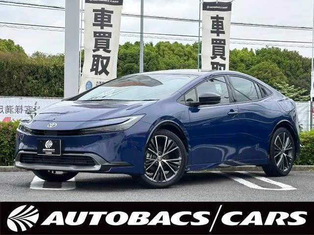 Toyota Prius Z 2023 — фото 1, купить с доставкой в Москву