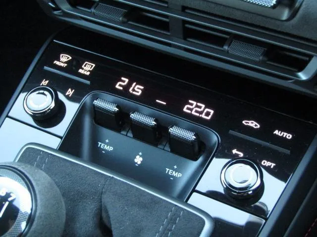 Porsche 911 911 CARRERA GTS 2022 — миниатюра 4