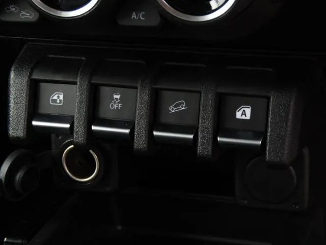 Suzuki Jimny XC 2023 — миниатюра 2
