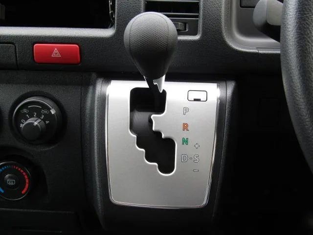 Toyota HIACE VAN DX GL PACKAGE 2025 — миниатюра 5
