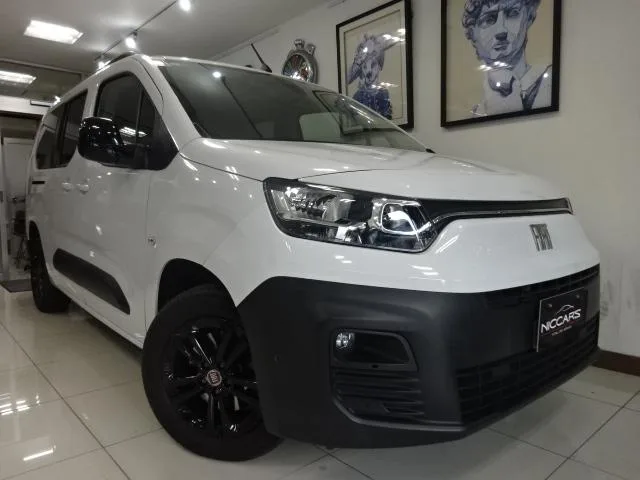 Fiat DOBLO 2023 — фото 1, купить с доставкой в Москву