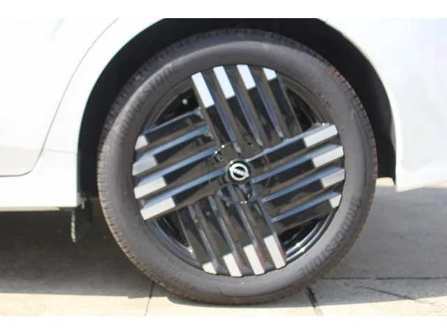 Nissan AURA G 2024 — миниатюра 5