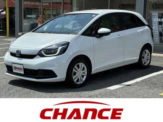 Honda FIT E:HEV BASIC 2023 — фото 1, купить с доставкой в Москву