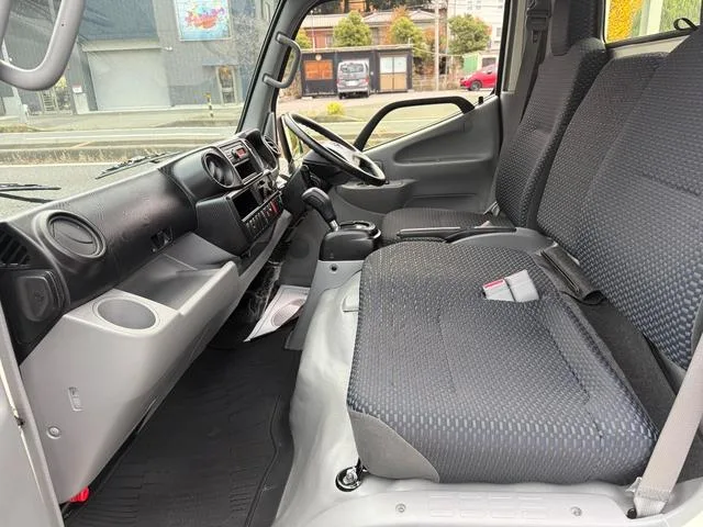 Toyota DYNA TRUCK LONG JUSTLOW 2023 — миниатюра 2