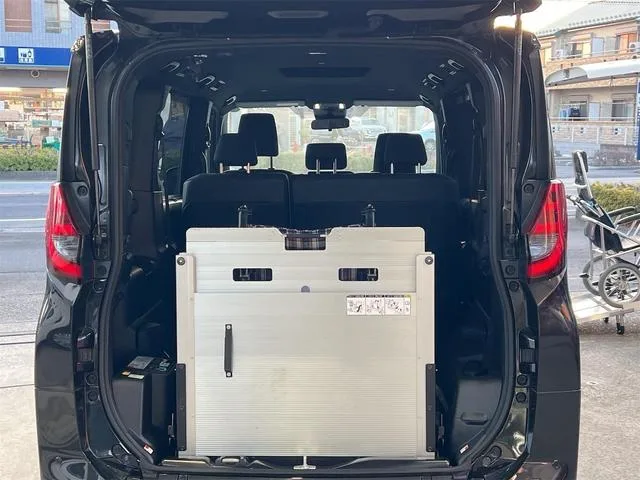 Toyota NOAH 2024 — миниатюра 2