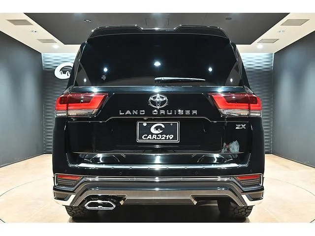 Toyota Land Cruiser ZX 2023 — миниатюра 2