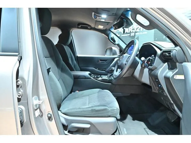 Toyota Land Cruiser GX 2023 — миниатюра 4