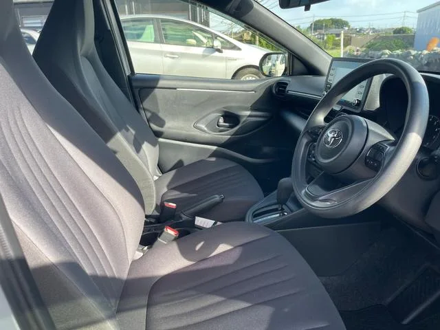 Toyota Yaris X 2023 — миниатюра 5