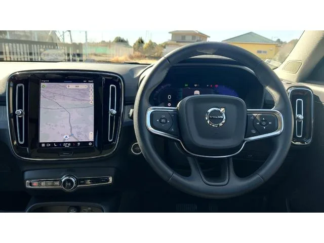 Volvo XC40 ULTIMATE B4 AWD 2023 — миниатюра 5