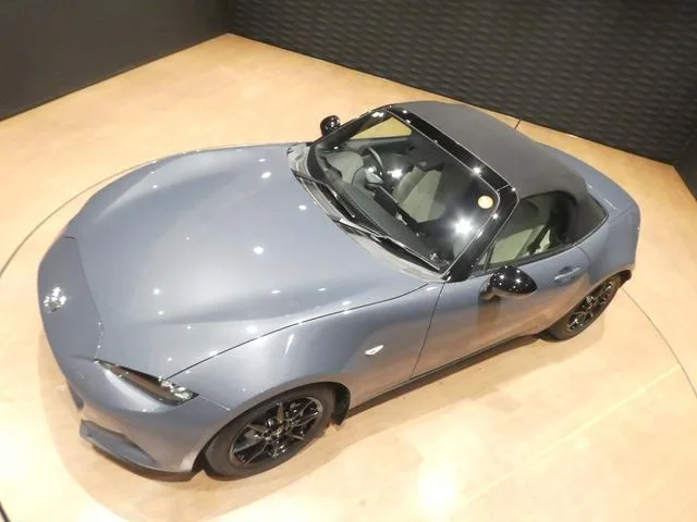 Mazda ROADSTER S LEATHER PACKAGE WHITE SELECTION 2022 — миниатюра 2