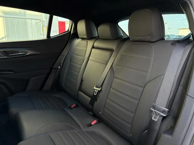 Alfa Romeo Tonale PLUG-IN HYBRID Q4 SUNROOF EDITION 2023 — миниатюра 2