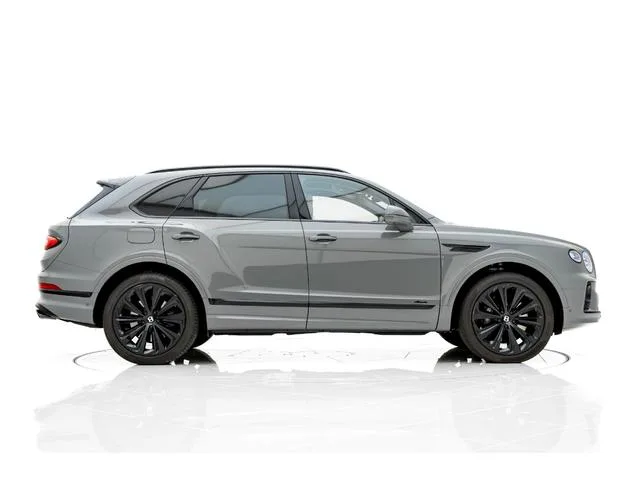 Bentley Bentayga AZURE 2023 — миниатюра 3