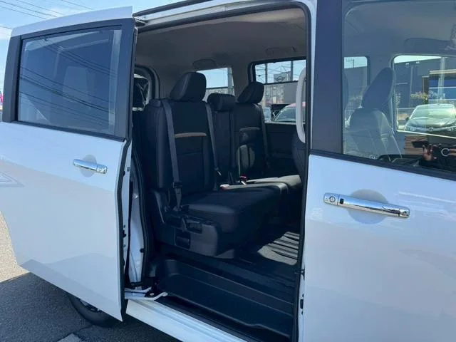 Nissan SERENA HIGHWAY STAR V 2026 — миниатюра 5