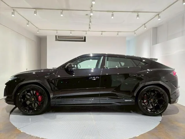 Lamborghini Urus 2025 — миниатюра 2
