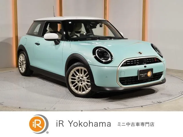 MINI MINI COOPER S FAVOURED TRIM 2024 — фото 1, купить с доставкой в Москву