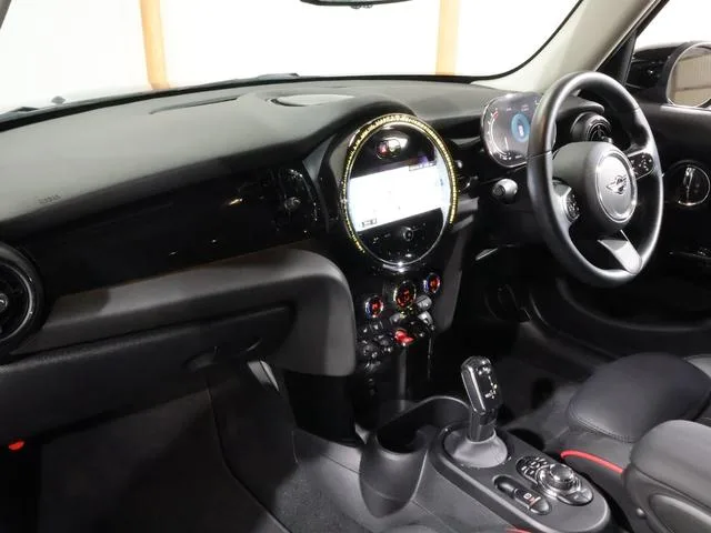 MINI MINI COOPER S PREMIUM PLUS PACKAGE CLASSIC TRIM 2024 — миниатюра 4