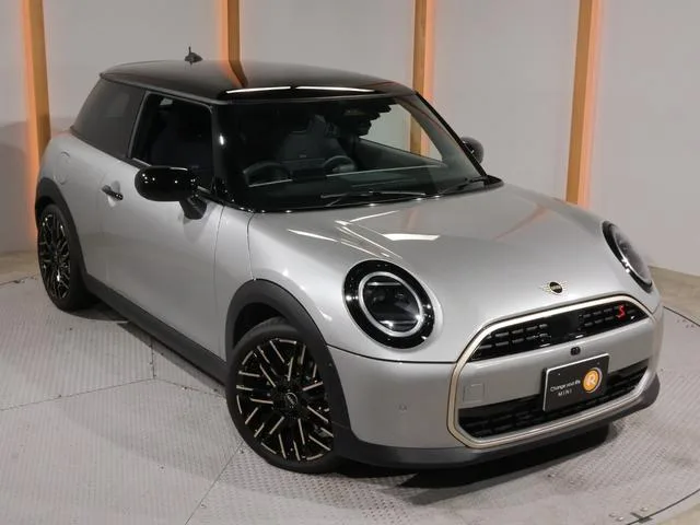 MINI MINI COOPER S FAVOURED TRIM 2025 — миниатюра 5