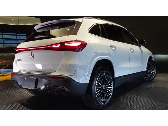 Mercedes-Benz EQA EQA250+ AMG LINE PACKAGE 2024 — миниатюра 2
