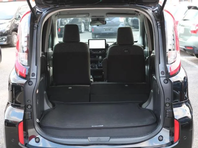 Toyota SIENTA HYBRID Z 2023 — миниатюра 3