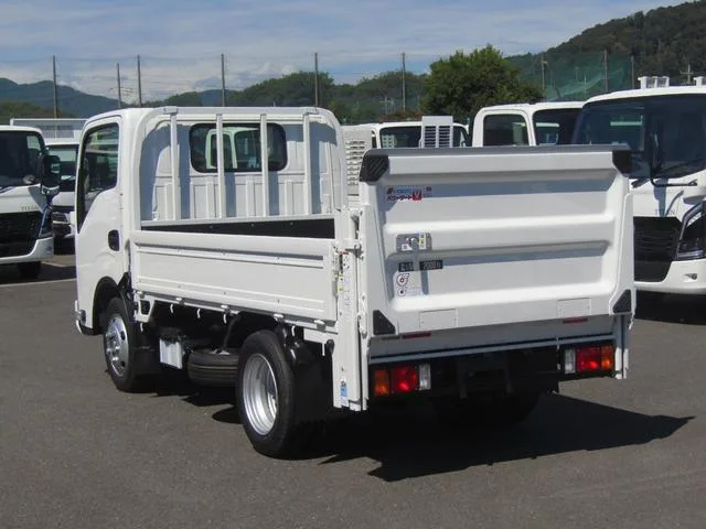 Mazda TITAN TRUCK 2026 — миниатюра 2