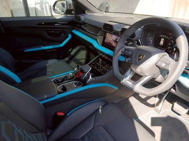 Lamborghini Urus 2025 — миниатюра 2
