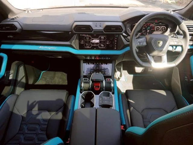 Lamborghini Urus 2025 — миниатюра 3