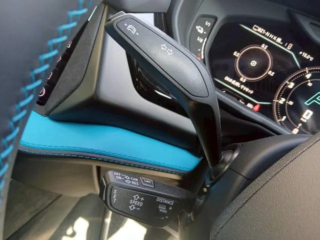 Lamborghini Urus 2025 — миниатюра 4