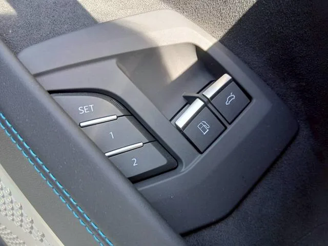 Lamborghini Urus 2025 — миниатюра 5