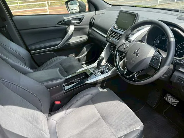 Mitsubishi ECLIPSE CROSS PHEV P 2022 — миниатюра 2