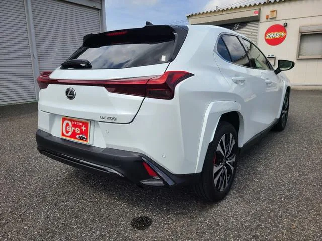 Lexus UX UX200 F SPORT EMOTIONAL EXPLORER 2022 — миниатюра 2