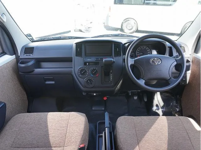 Toyota TOWNACE VAN 2026 — миниатюра 3