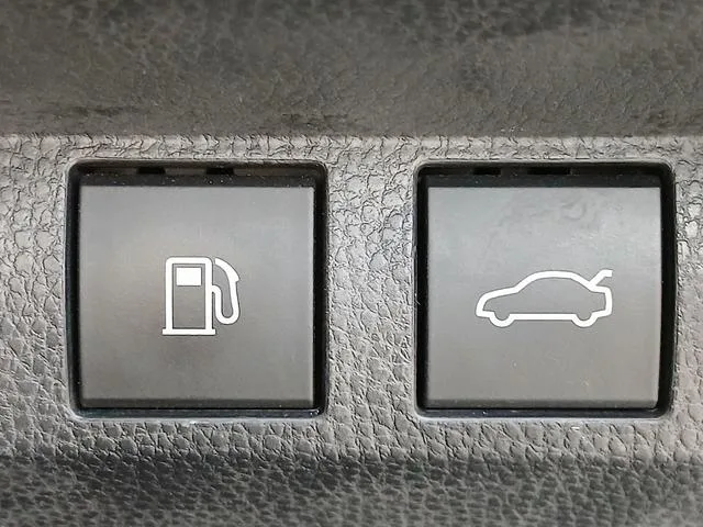 Toyota CROWN CROSSOVER G ADVANCED 2023 — миниатюра 2