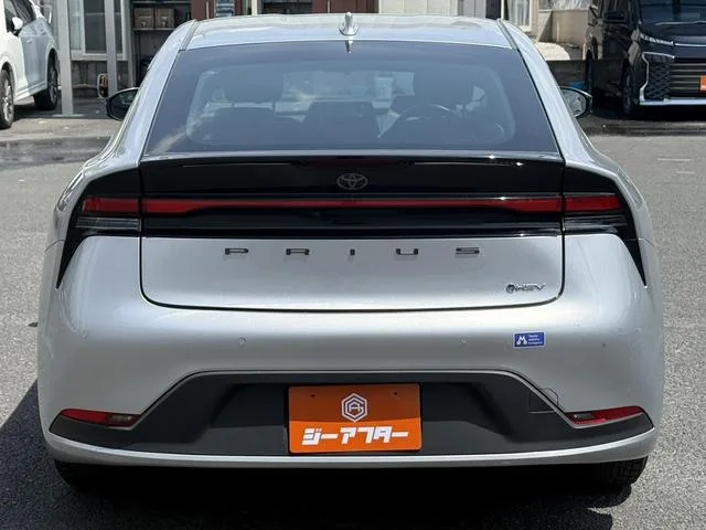 Toyota Prius X 2023 — миниатюра 3